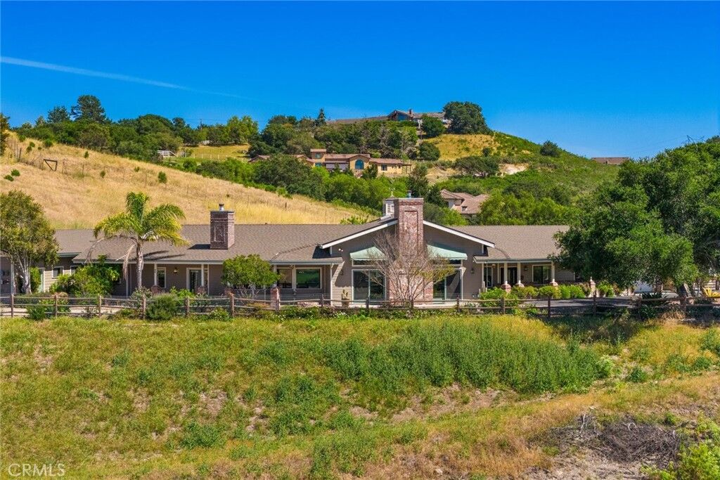 Property Photo:  1685 Corbett Highlands Place  CA 93420 