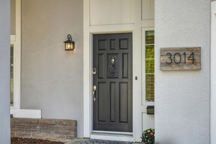 Property Photo:  3014 Nikol Street  CA 95826 