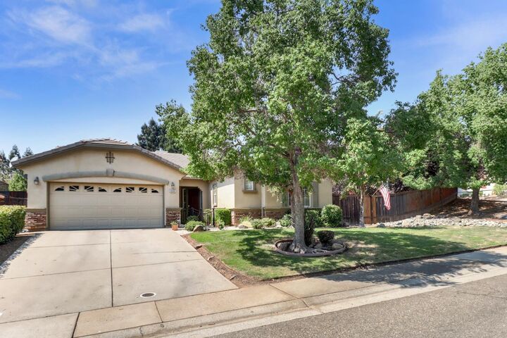 Property Photo:  4004 Prairie Falcon Drive  CA 95762 