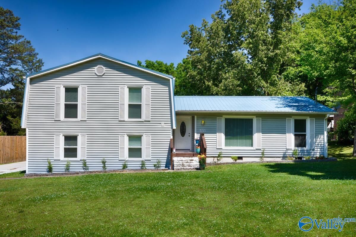 Property Photo: 511 Bain Drive AL 35803