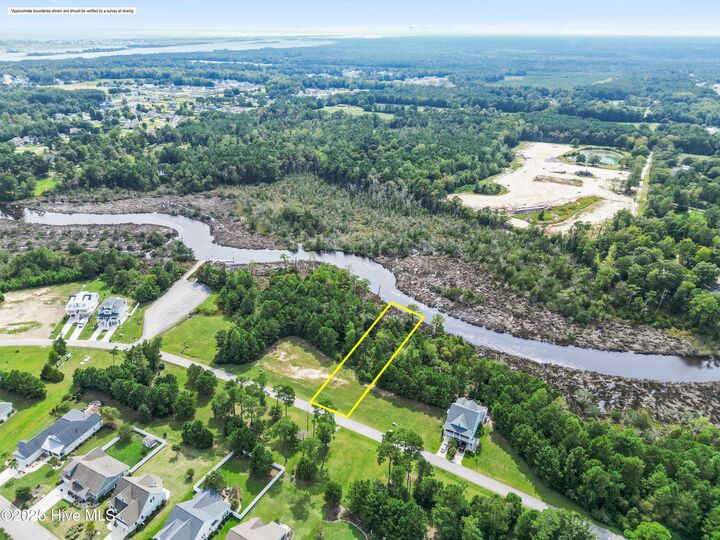 Property Photo:  240 Kings Creek Crossing  NC 28445 