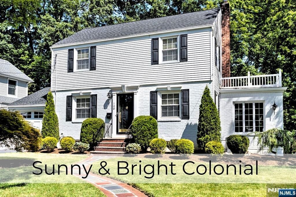 Property Photo:  160 Kensington Road  NJ 07661 