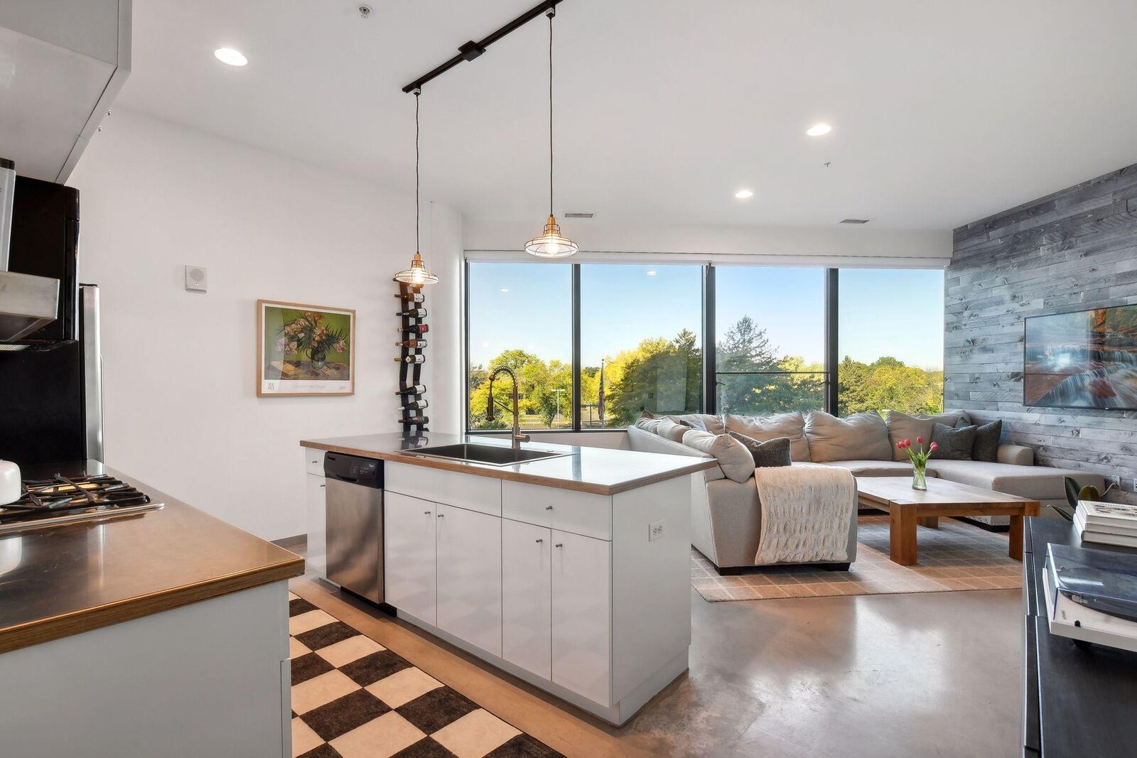 Property Photo:  5601 Smetana Drive 318  MN 55343