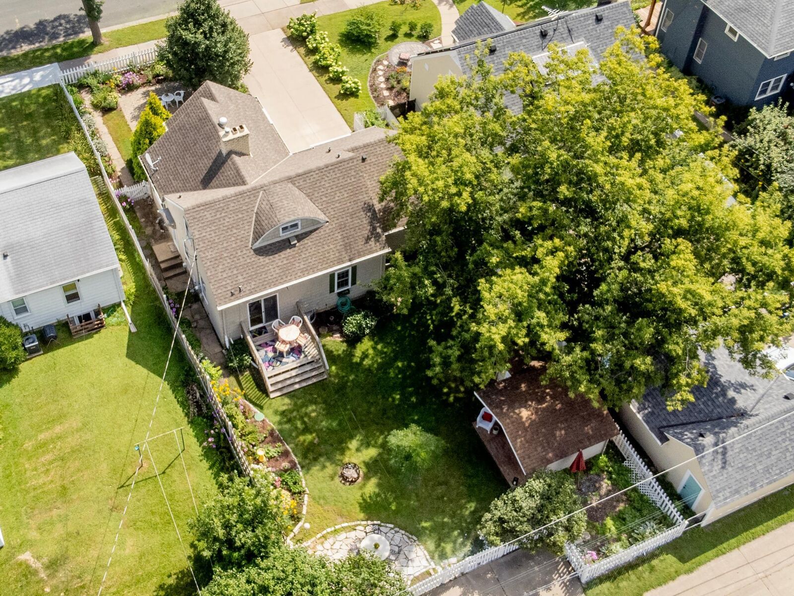Property Photo: 334 9th Avenue N MN 55343