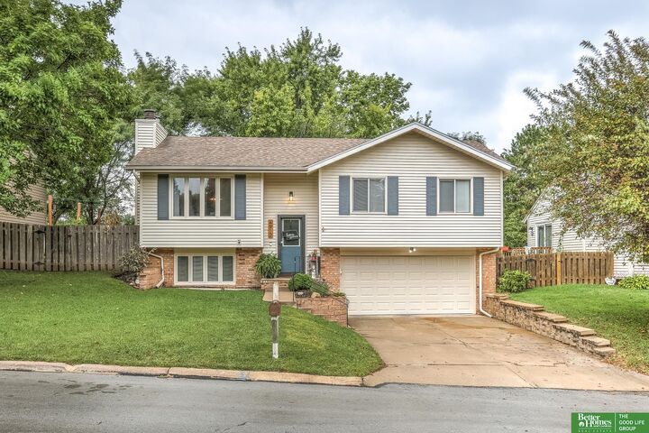 Property Photo: 4912 S 146th Circle NE 68137