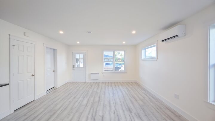 Photo de la propriété: 13-15 Aidan Street PE C1E 3P9