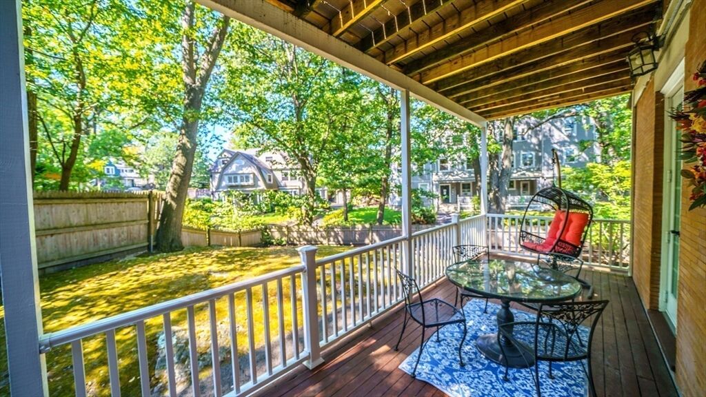 Property Photo:  126 Kilsyth Rd 1  MA 02135 