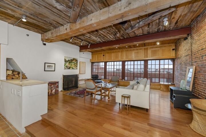Property Photo:  120 Fulton Street 5 C&Ampd  MA 02109 