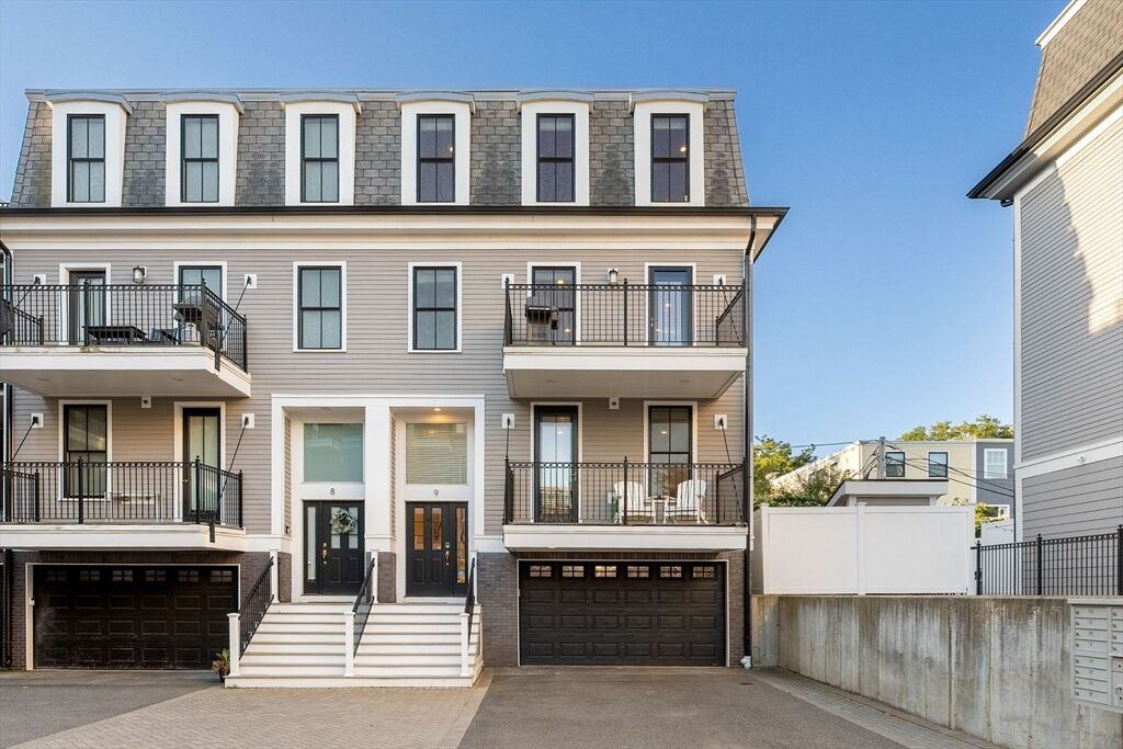 Property Photo:  893 E 2nd St 9  MA 02127 