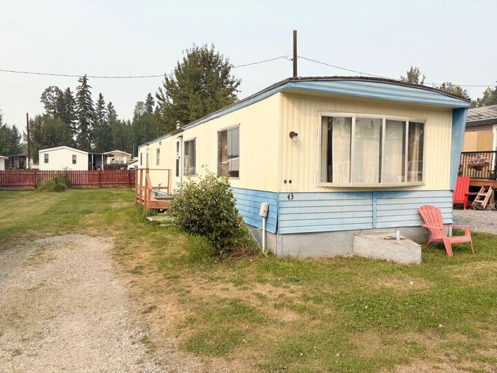 Property Photo:  5311 60 Street 43  AB T4T 1N1 