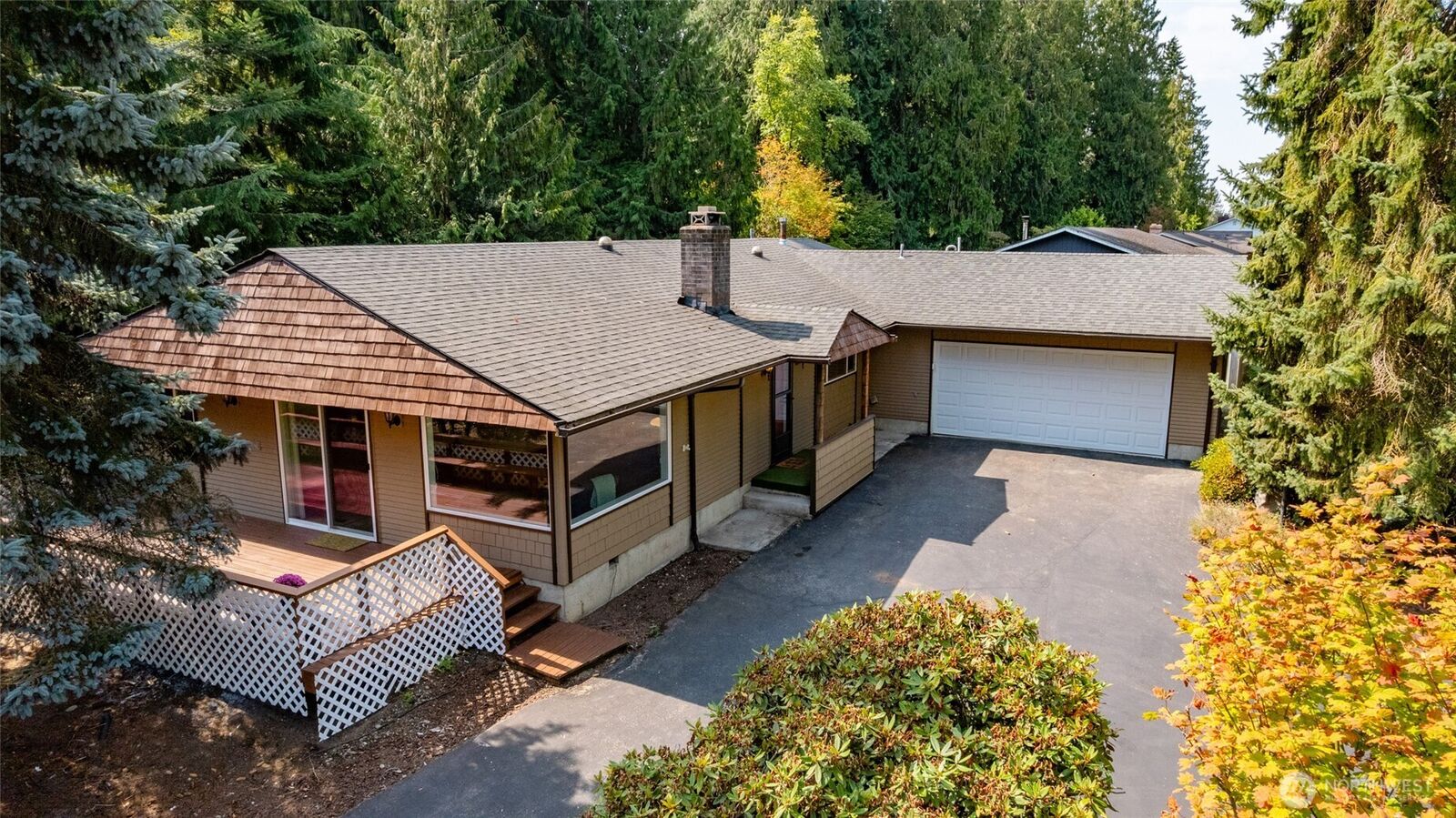 Property Photo: 2920 Comanche Drive WA 98273