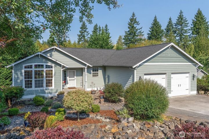 1604  Tara Court  Kelso WA 98626 photo