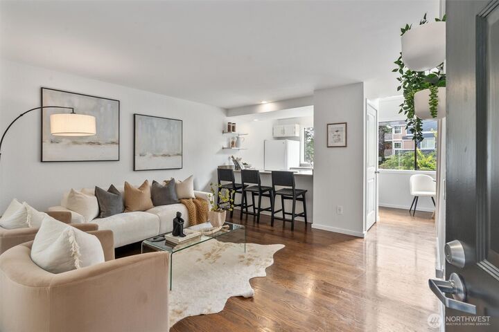 Property Photo: 202 25th Avenue E D WA 98112