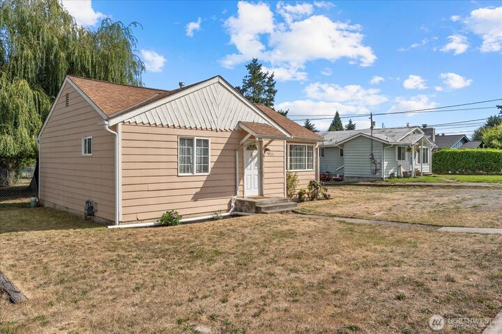 Property Photo: 8035 S Sheridan Street WA 98408