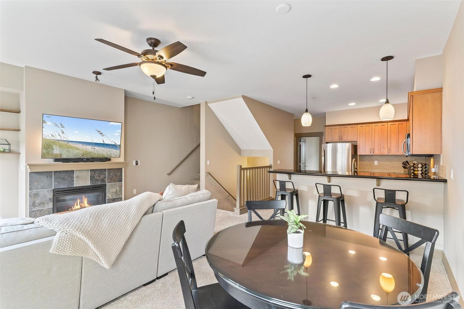 Property Photo: 2115 201st Place SE L2 WA 98012