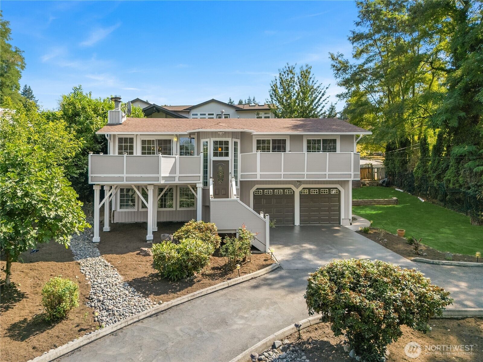 Property Photo:  11004  100th Avenue NE  WA 98033 