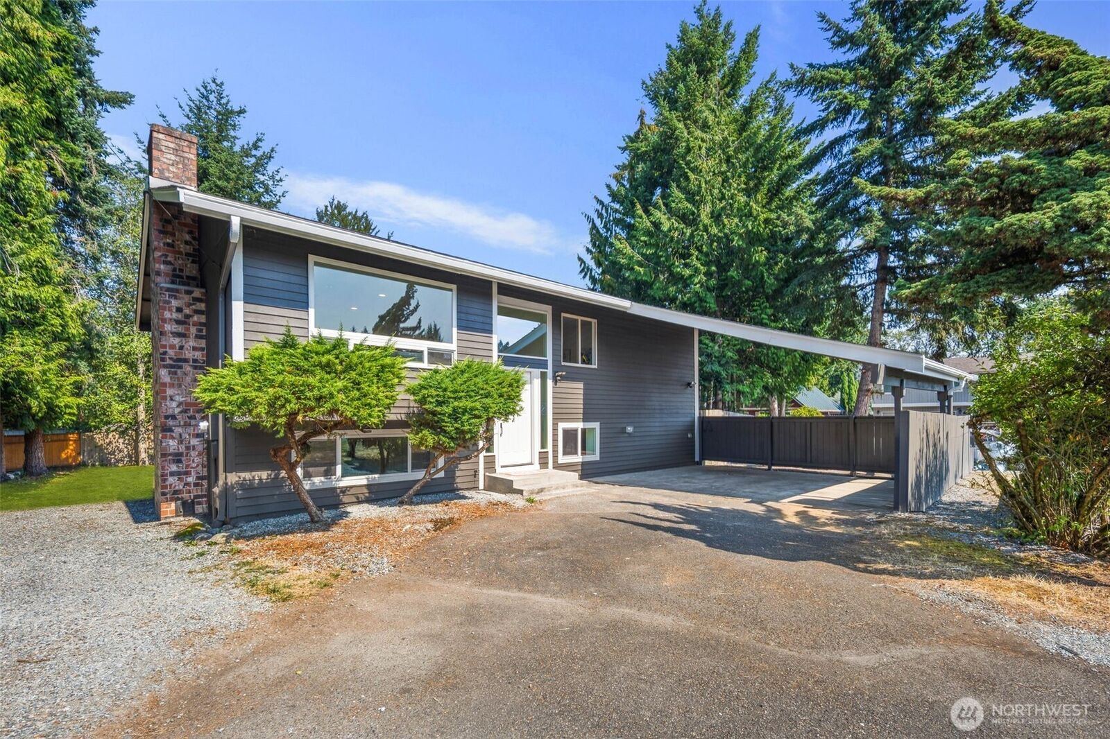 Property Photo: 4058 S 262nd WA 98032