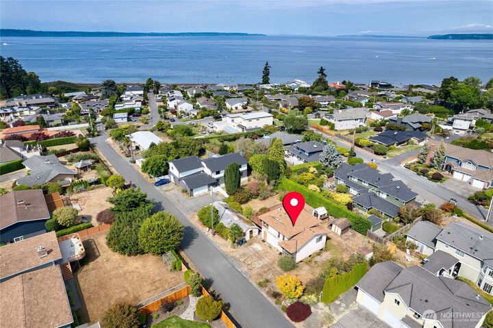 831  Puget Drive  Edmonds WA 98020 photo