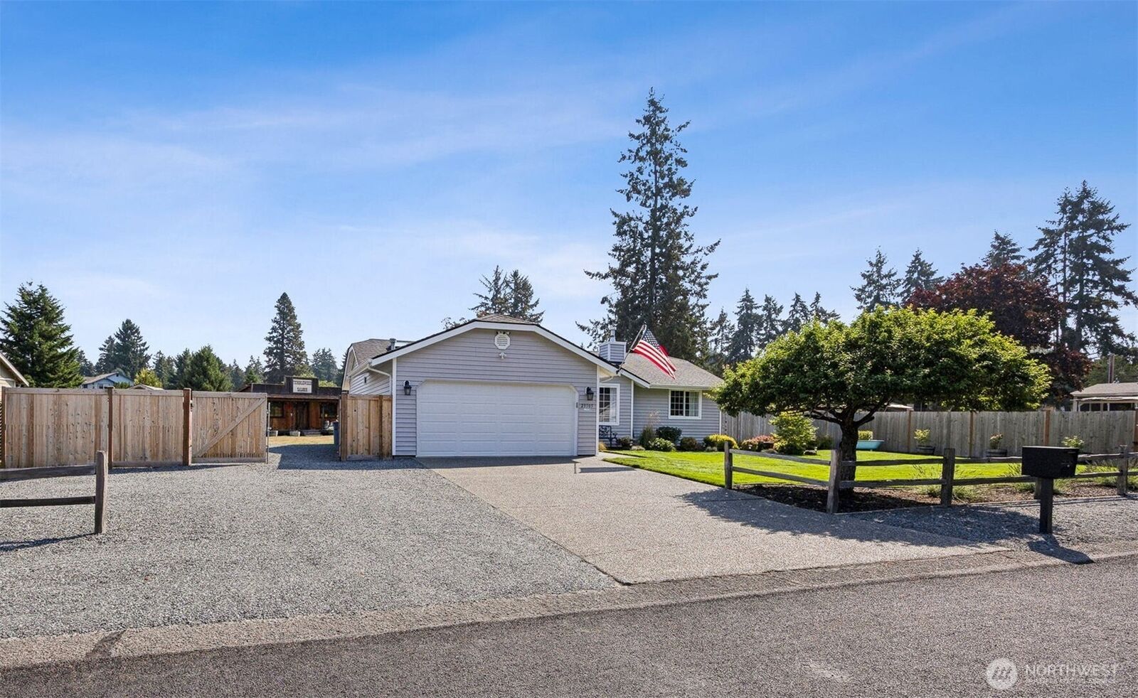 Property Photo: 23505 66th Avenue Ct E WA 98338