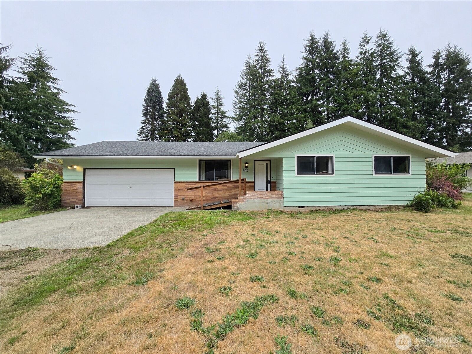 Property Photo: 632 Englund Avenue WA 98563