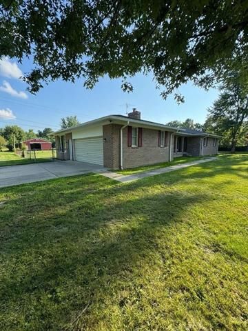2734 E Wattles Road  Troy MI 48085 photo
