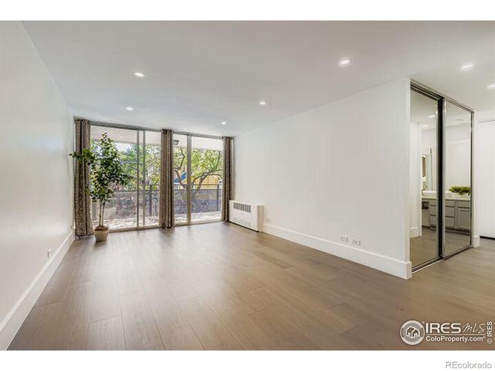 Property Photo:  1200 Vine Street 2A  CO 80206 