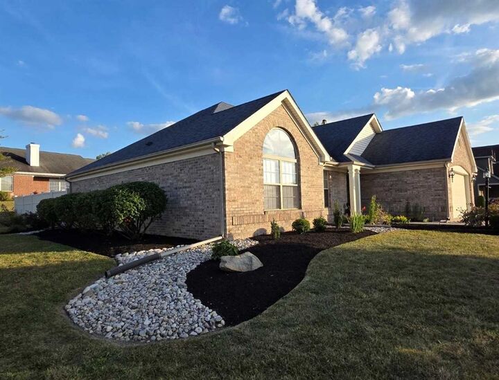 Property Photo:  1001 Forest Hills Boulevard  IN 47374 