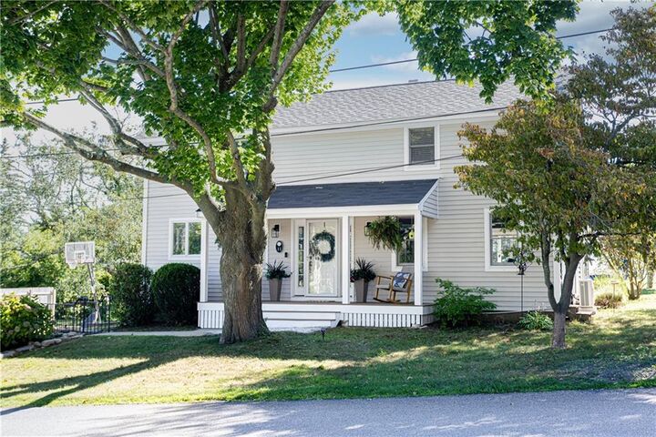 11 Maniton Drive  Portsmouth RI 02871 photo