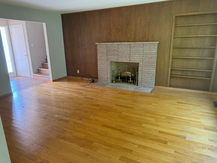 Property Photo: 1768 Quesada Way 1768 CA 94010