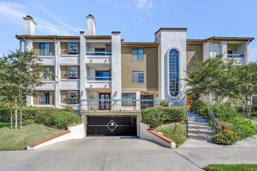 Property Photo:  2560 C Street 35  CA 92102 
