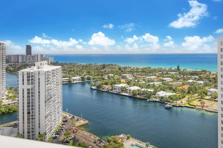 Property Photo:  20281 E Country Club Dr 604  FL 33180 