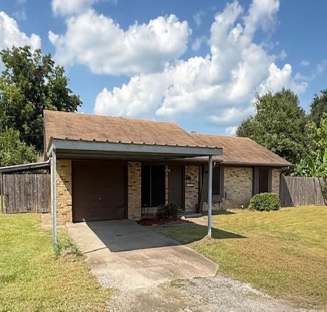 Property Photo: 9050 Shepherd Dr TX 77705