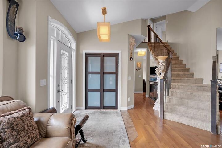 Property Photo: 215 Beechwood Crescent SK S7V 1K6