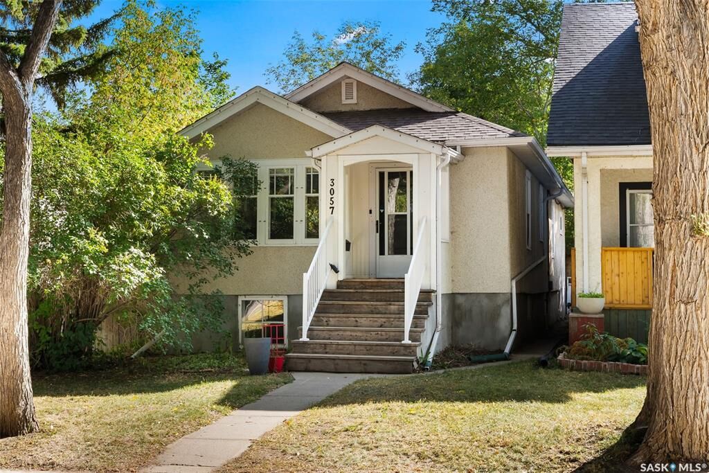 Property Photo:  3057 Retallack Street  SK S4S 1T3 