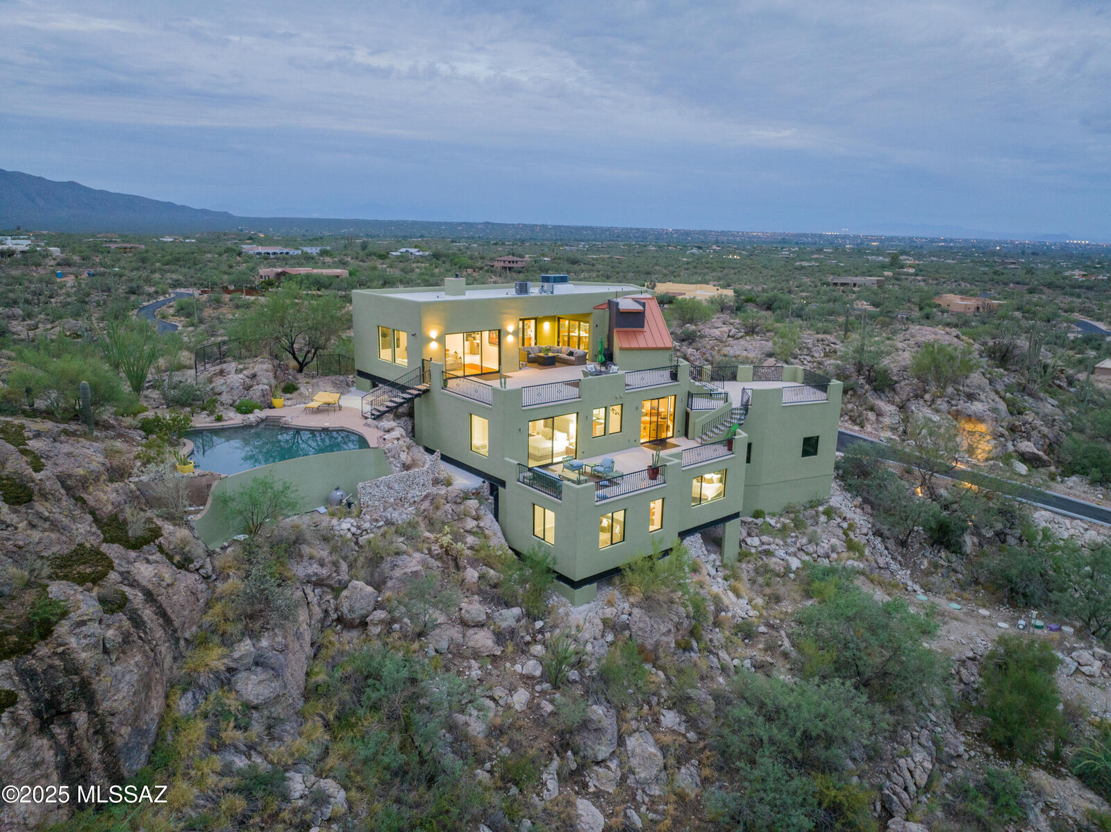 Property Photo: 3898 N Camino Ojo De Agua AZ 85749