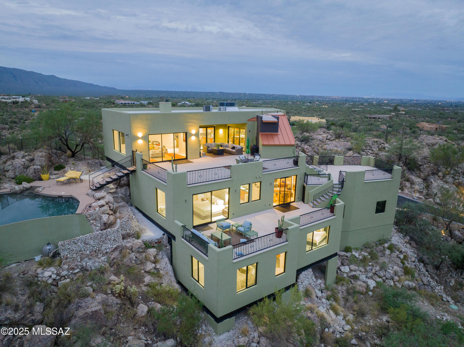 Property Photo: 3898 N Camino Ojo De Agua AZ 85749
