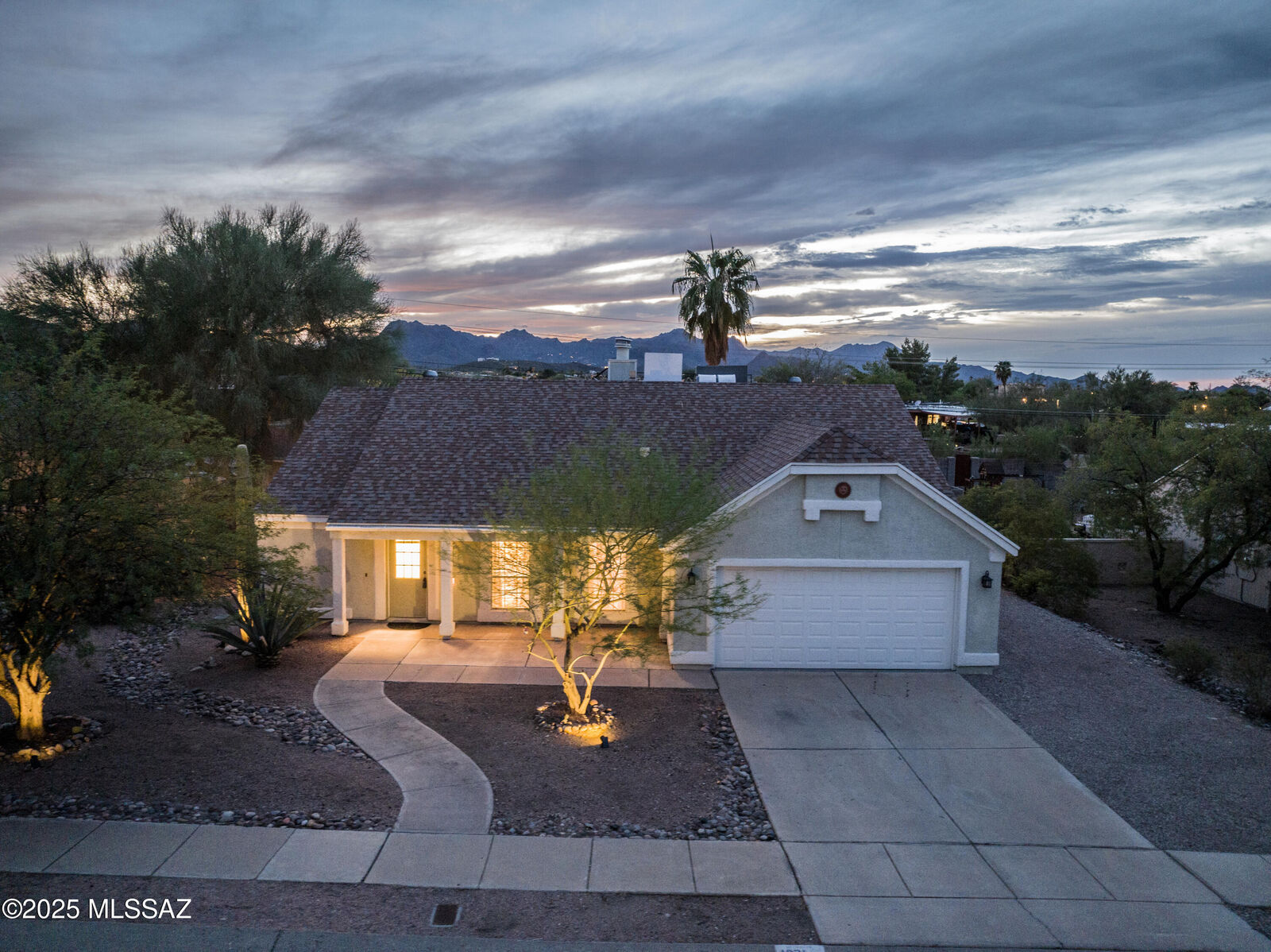 Property Photo: 1921 N Atwood Avenue AZ 85745