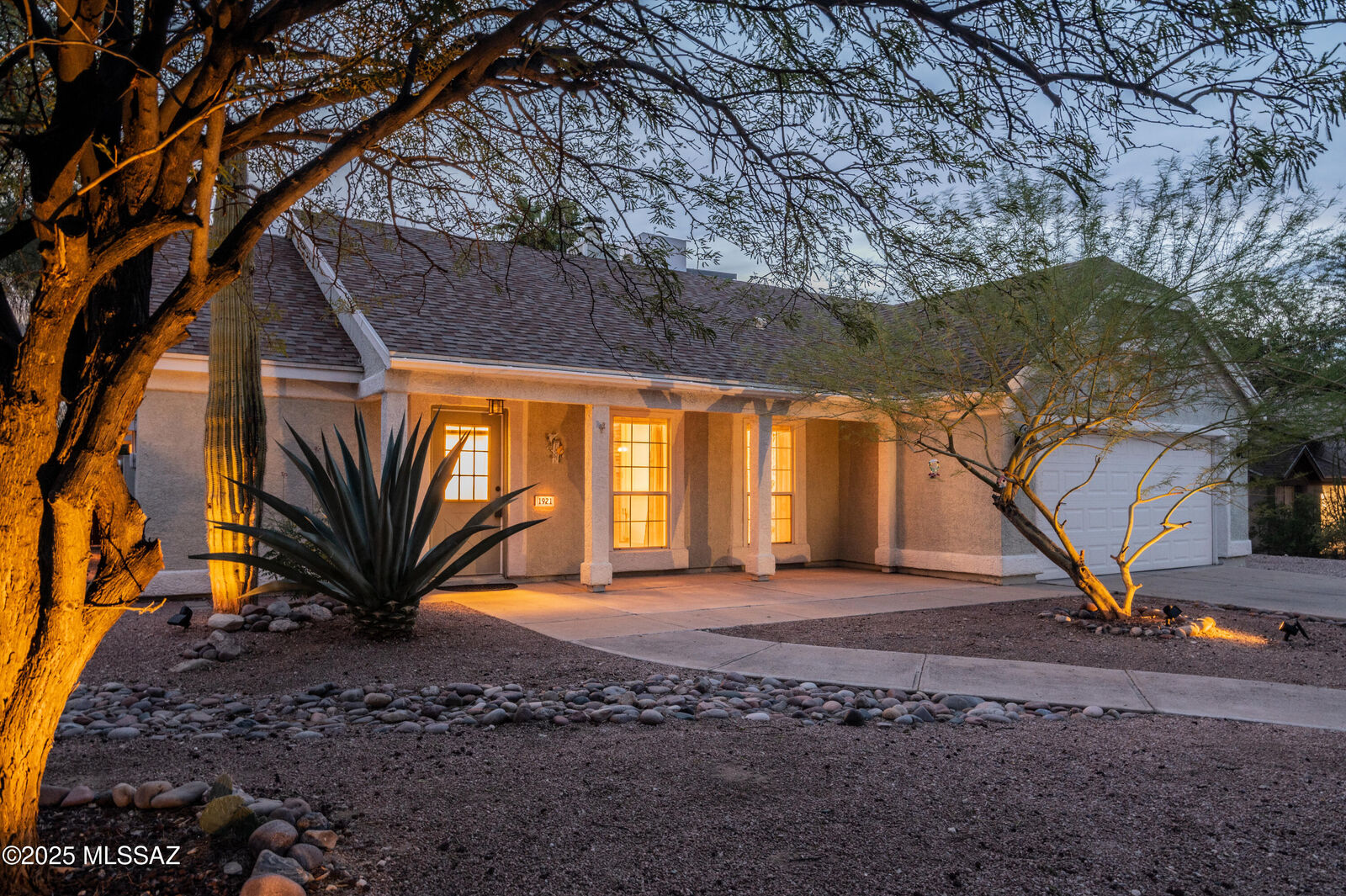 Property Photo: 1921 N Atwood Avenue AZ 85745