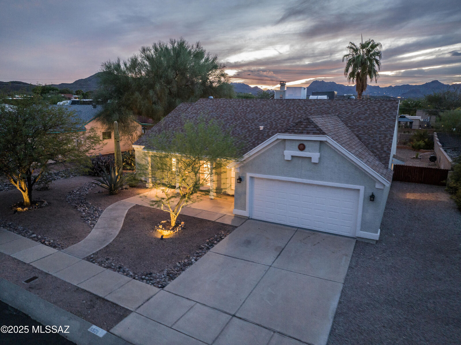 Property Photo:  1921 N Atwood Avenue  AZ 85745 