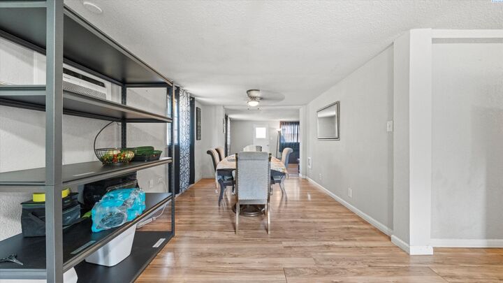 Property Photo:  1082 N 61st Ave  WA 99353 