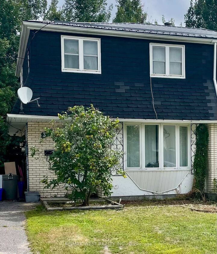 32 Sovereign Drive  North Bay ON P1A 3S5 photo