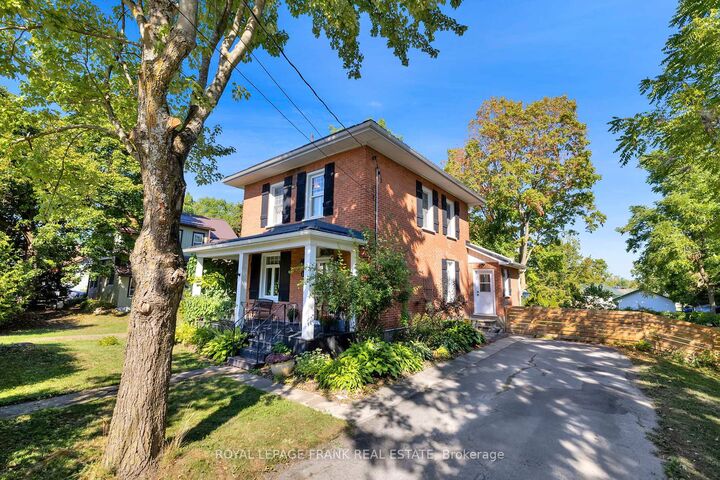 Property Photo: 18 Nassau Street ON K0L 2H0