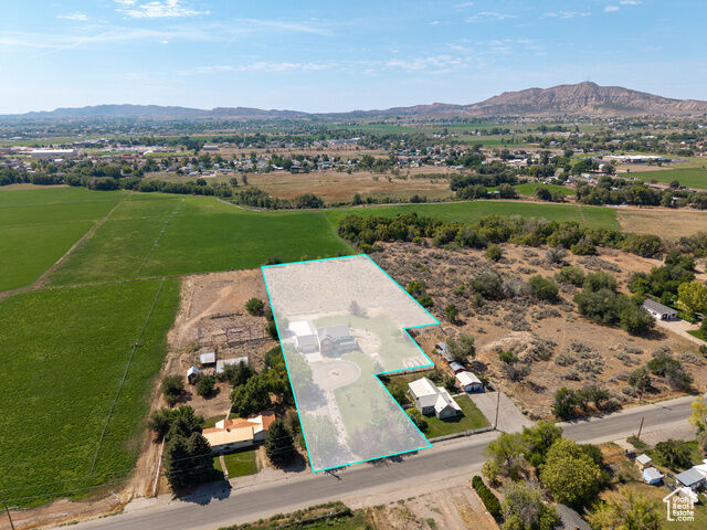 Property Photo: 2215 W 1500 N UT 84078