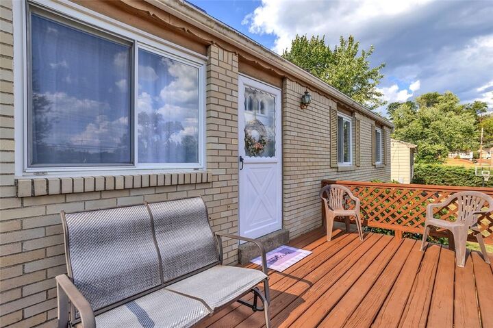 Property Photo:  6583 Sentry Avenue  PA 15235 