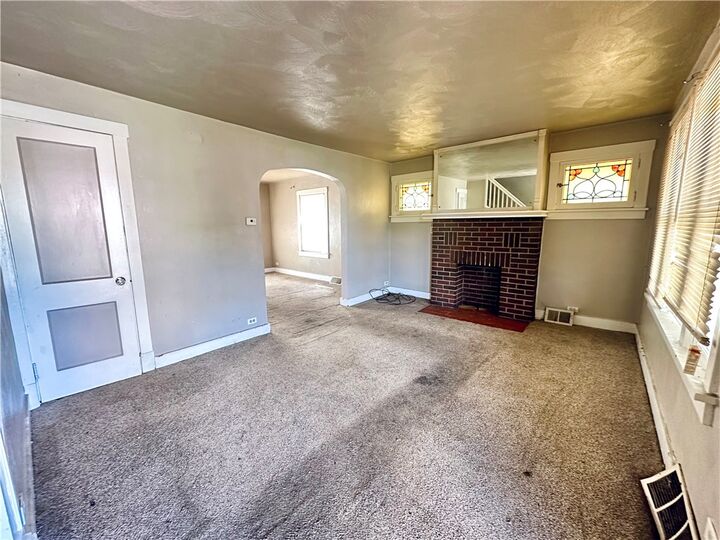 Property Photo:  1916 Pallas St  PA 15104 