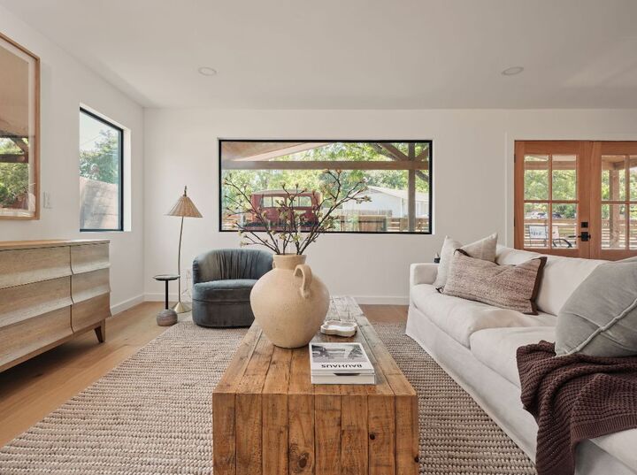 Property Photo: 3006 Brinwood Avenue TX 78704