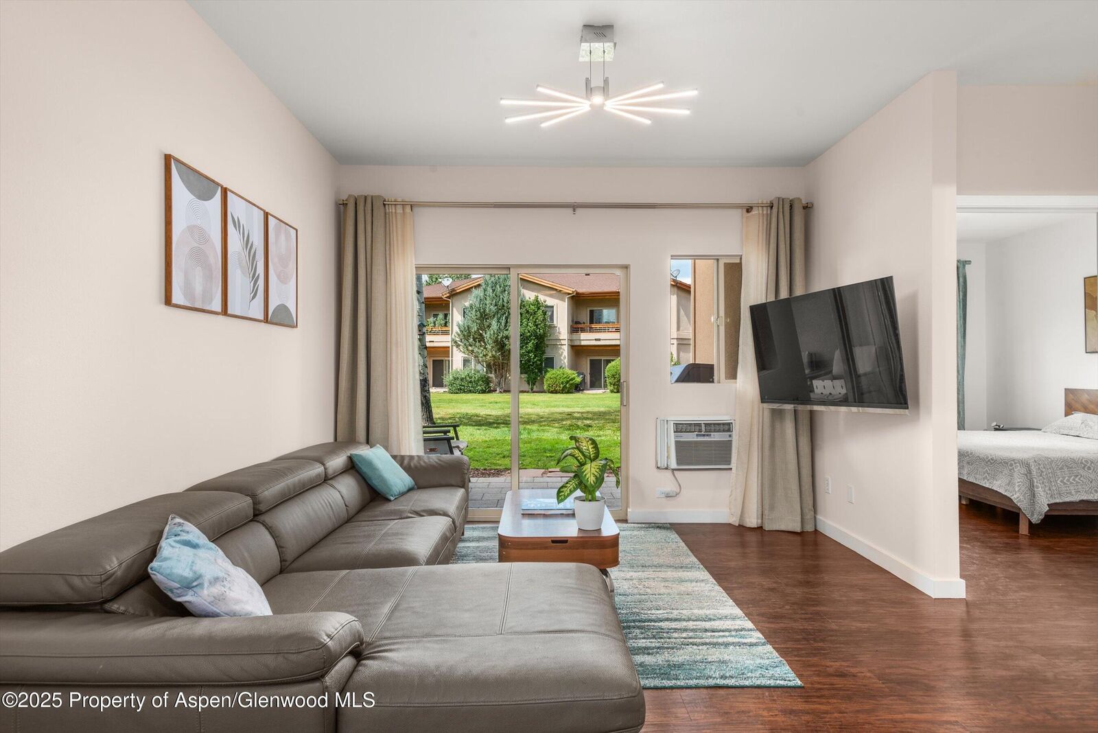 Property Photo: 1400 E Valley Road 115 CO 81621