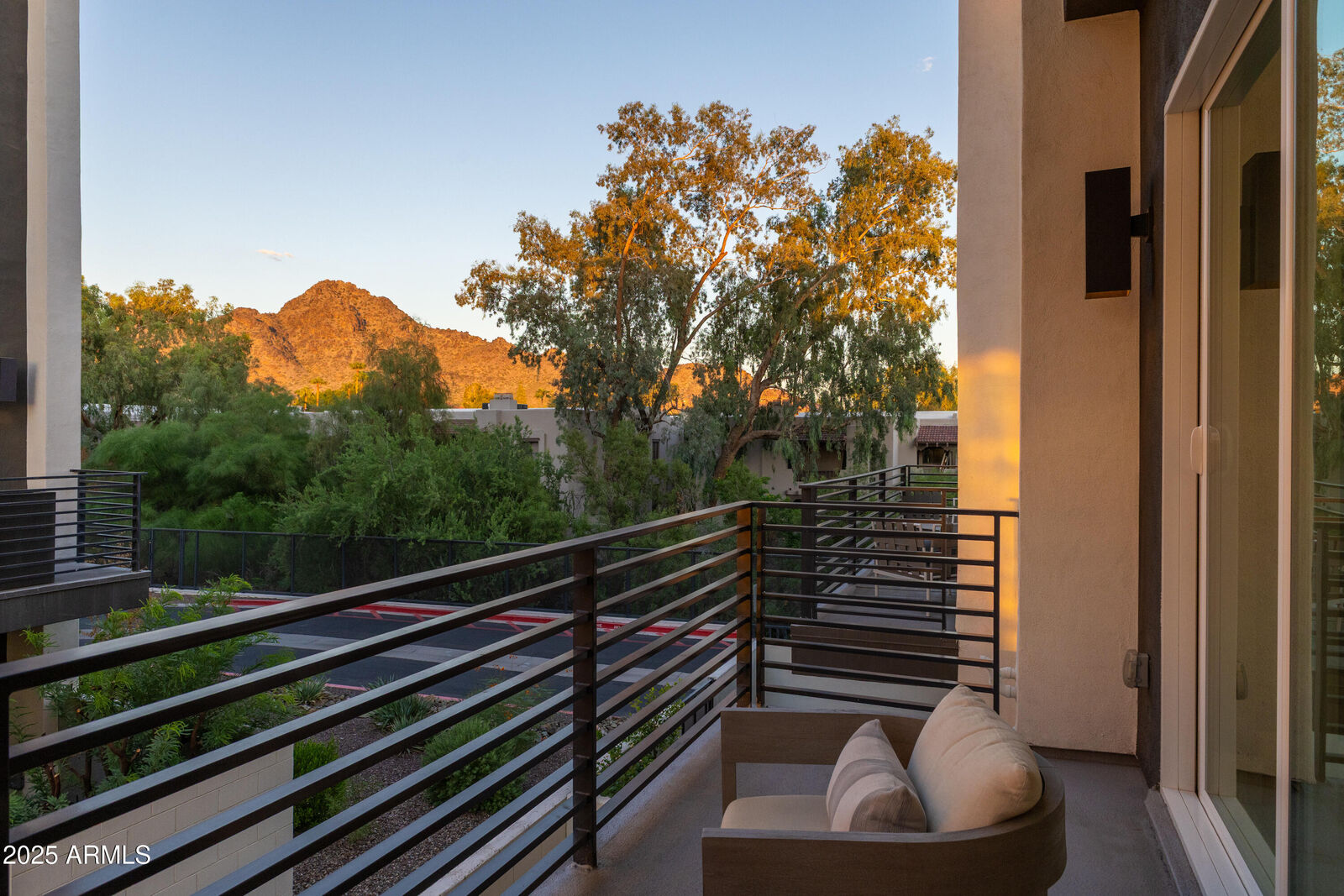 Property Photo: 1717 E Morten Avenue 62 AZ 85020