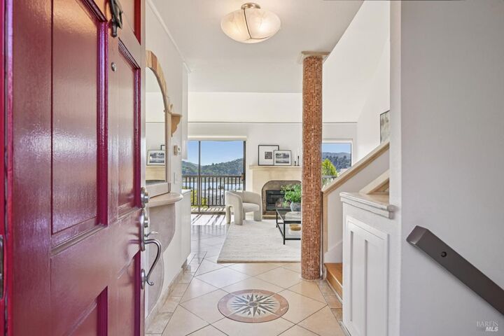 Property Photo:  4 Milland Court  CA 94941 