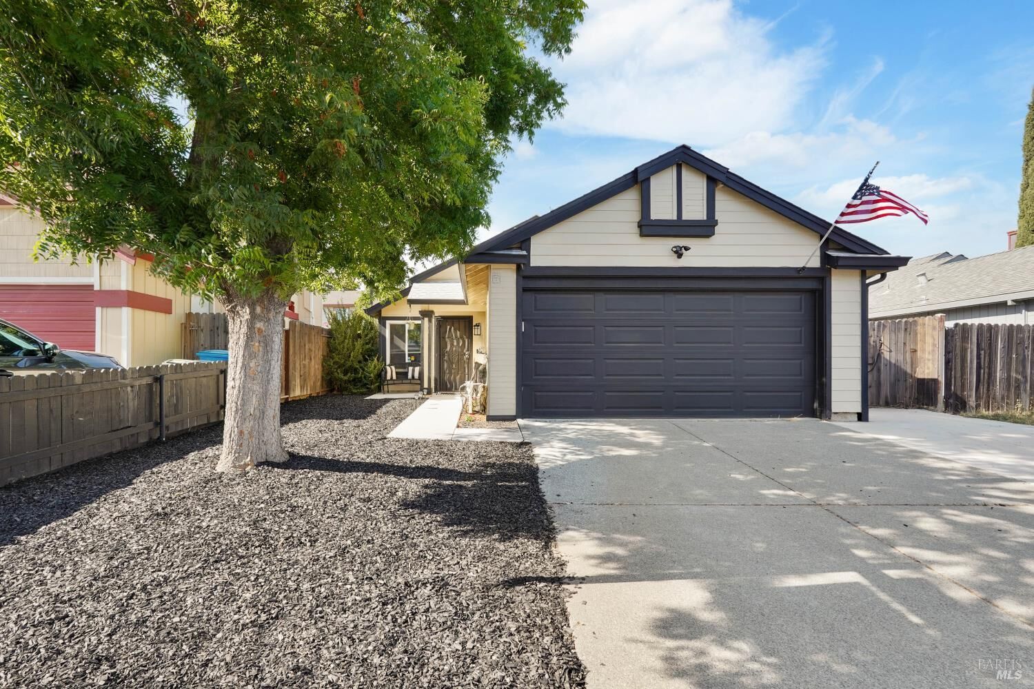 Property Photo:  845 Turquoise Street  CA 95687 